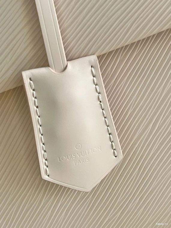LOUIS CLUNY BB VUITTON 0824